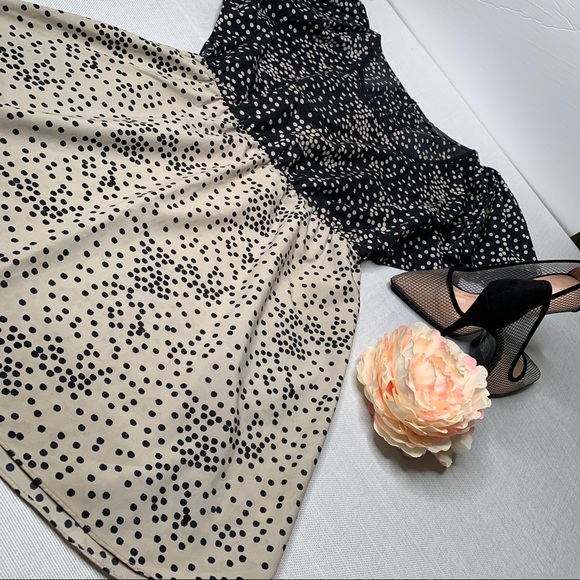 Armani Exchange’ Butterfly Sleeve Dress - Picture 7 of 9